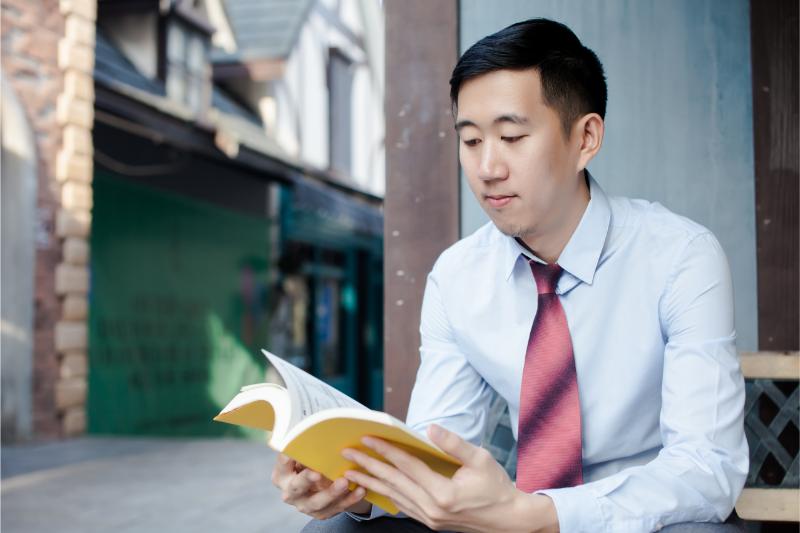 Must-Read Business Books of 2024: Top Picks for Entrepreneurs